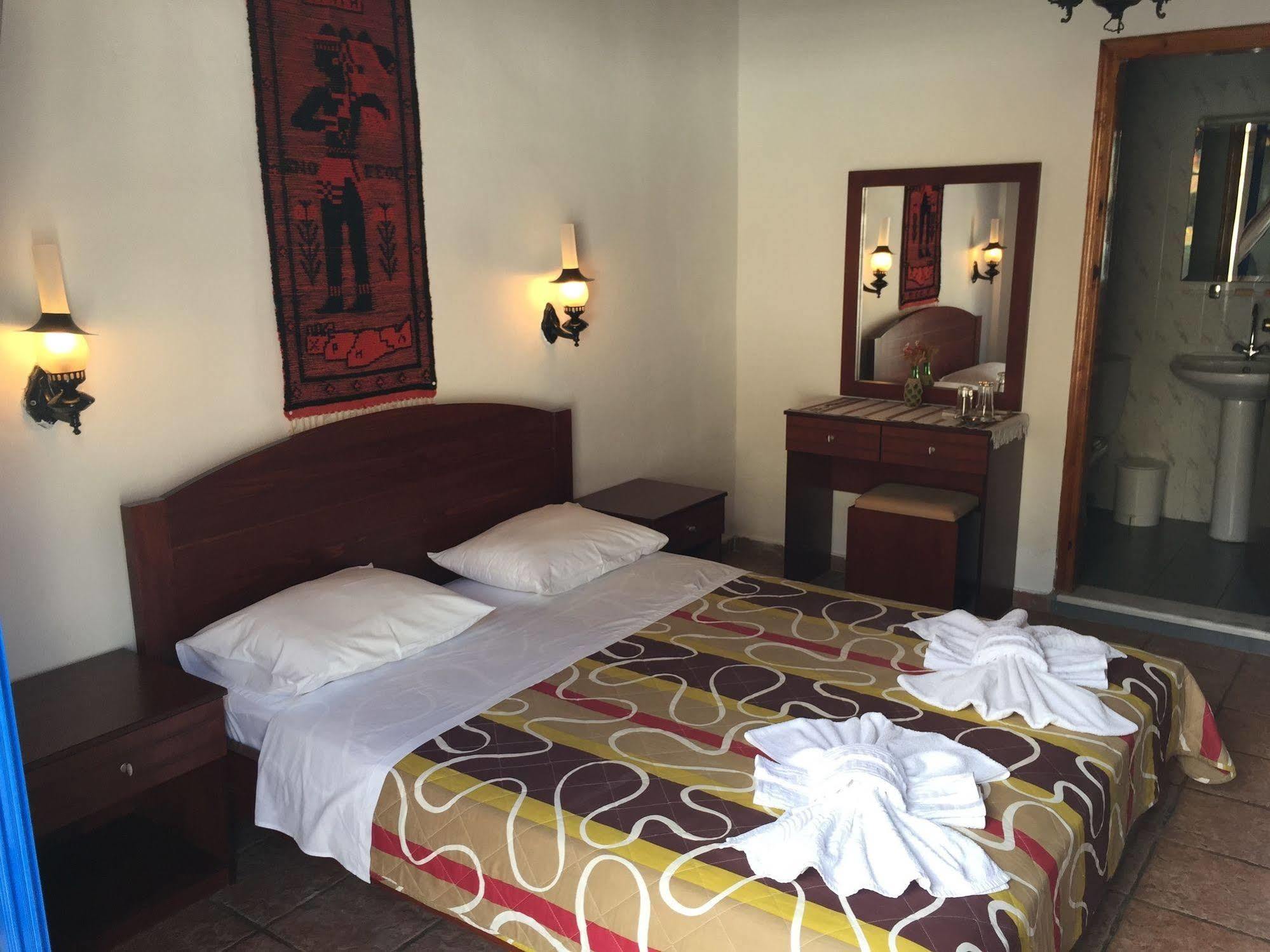Daskalogiannis Hotel Лутро Екстер'єр фото