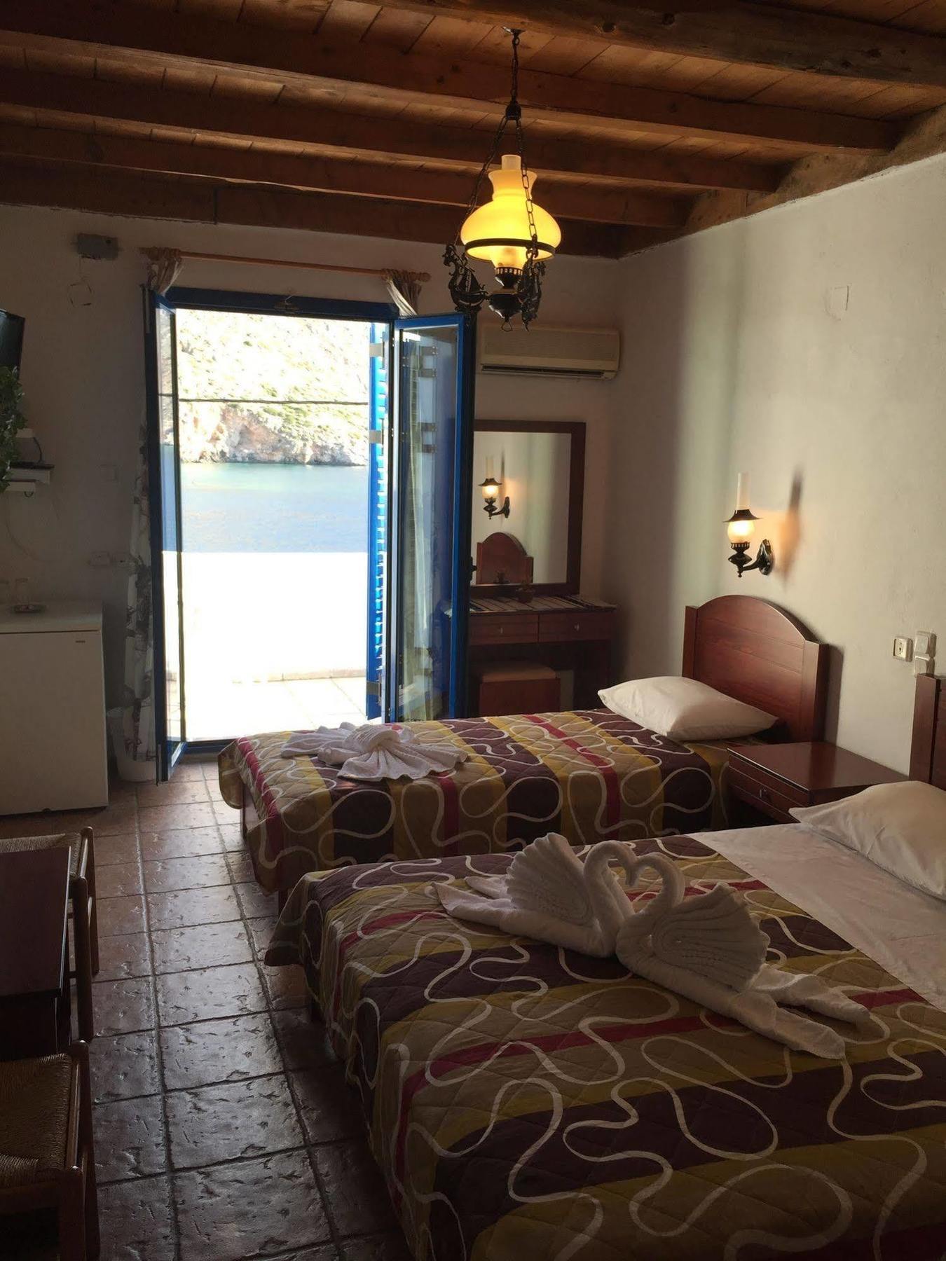 Daskalogiannis Hotel Лутро Екстер'єр фото